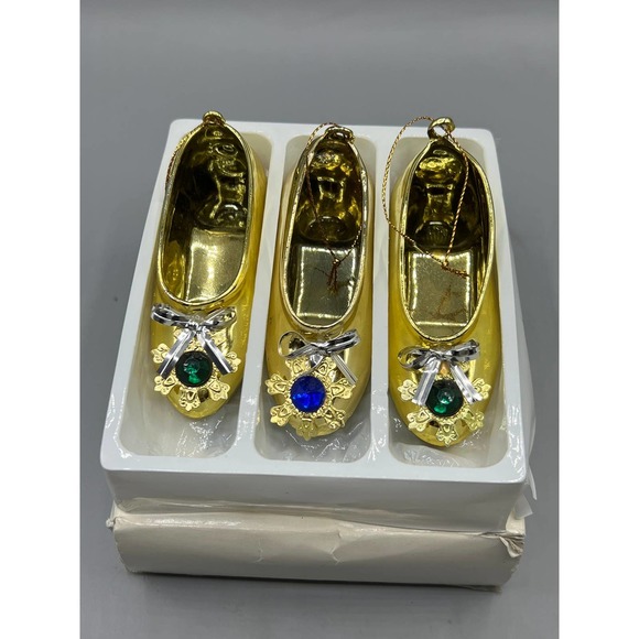 Vintage Gold Glass Slipper Tree Ornaments from Sears set of 6 - Picture 3 of 10